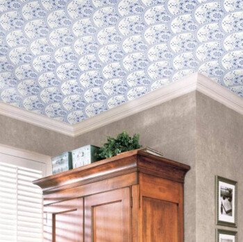 Unique wall for wallpaper