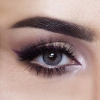 Los Mercados For eye contact