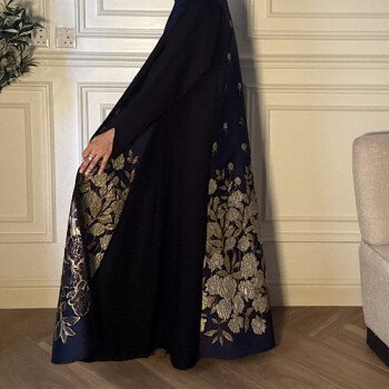 Trendy abaya