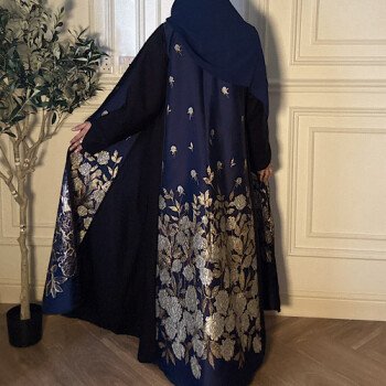 Trendy abaya