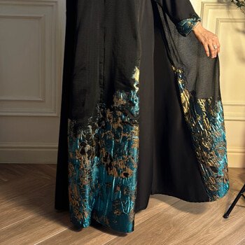 Trendy abaya