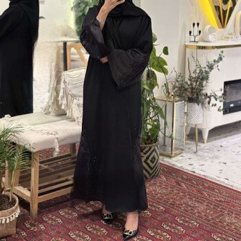 Trendy abaya