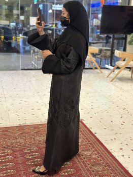 Trendy abaya