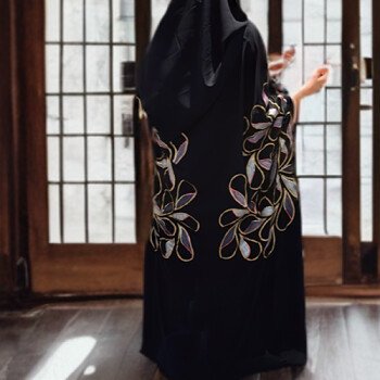 Trendy abaya