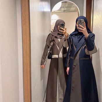 Trendy abaya