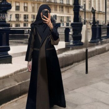 Trendy abaya