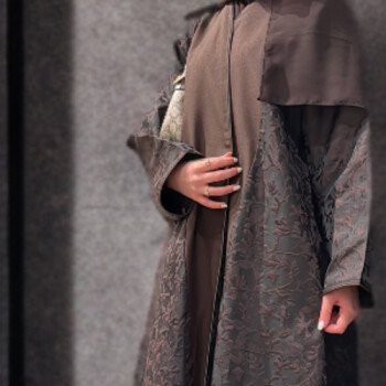 Trendy abaya