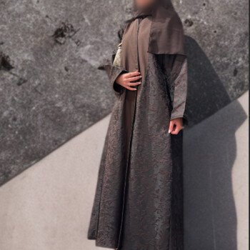 Trendy abaya