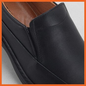 WORLD SHOES