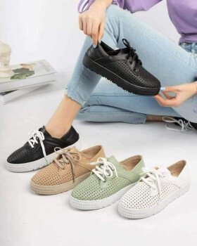 WORLD SHOES