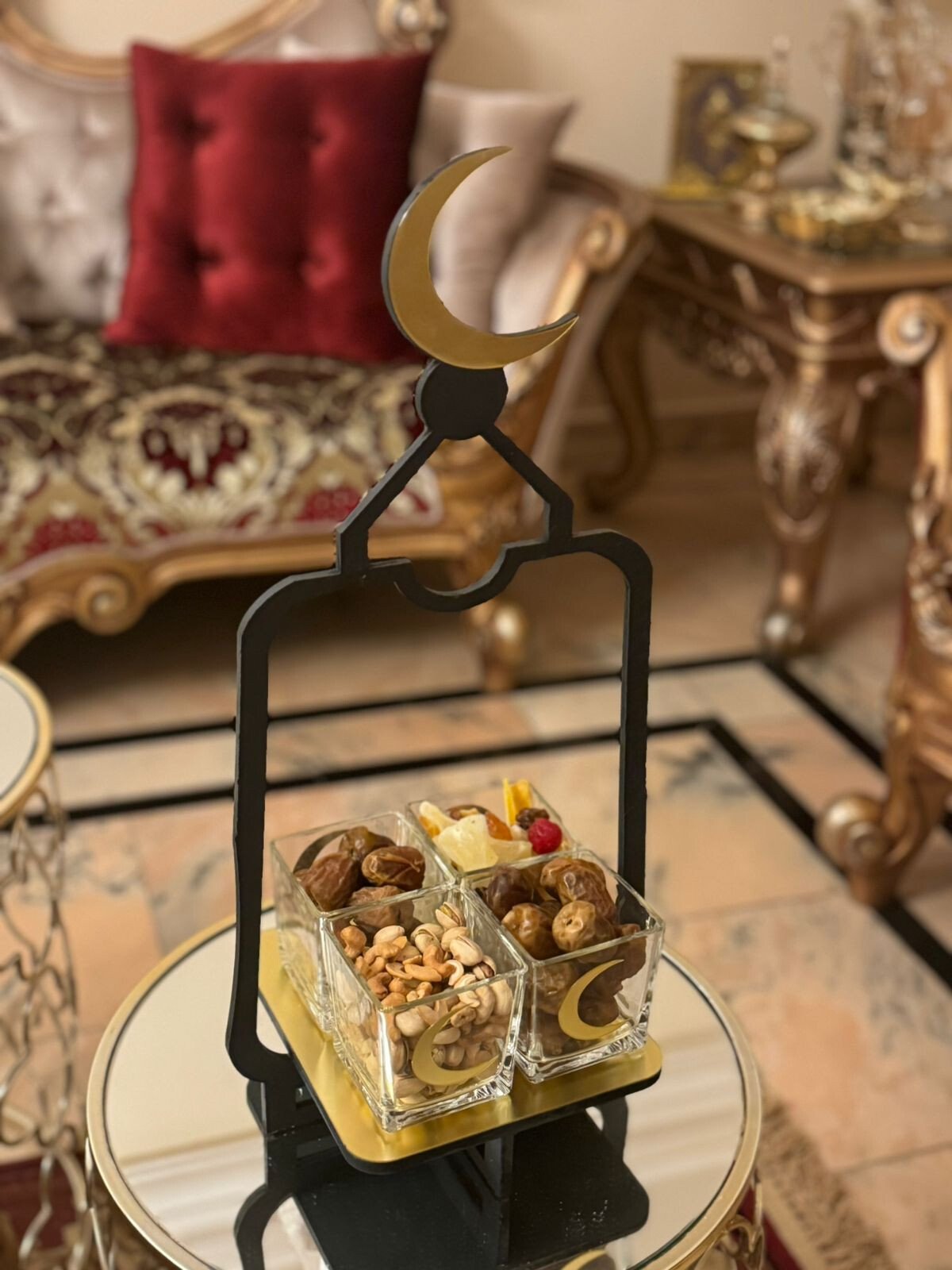 شركة الباقة الحمراء التجارية