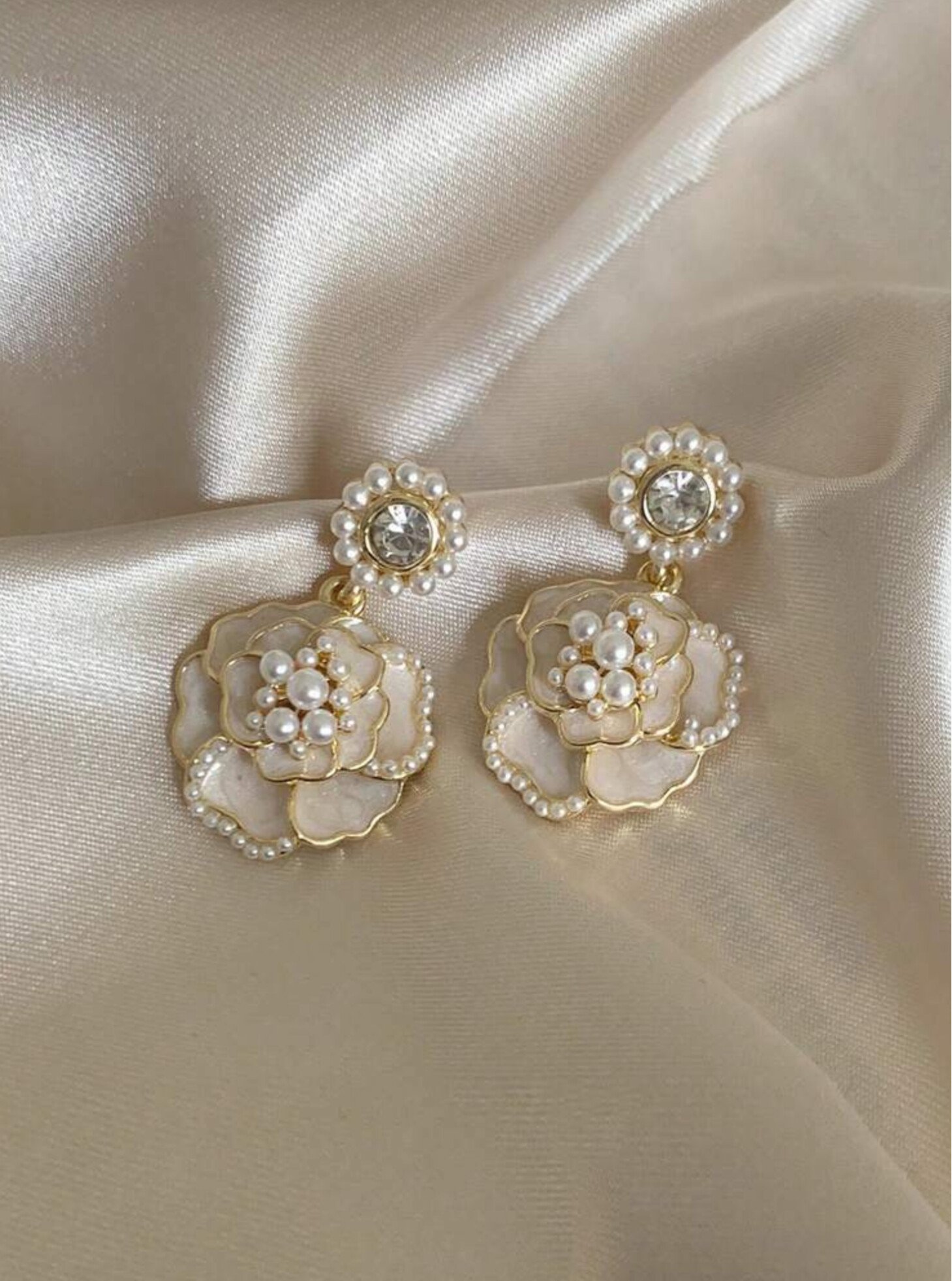 مجوهرات ياسمين