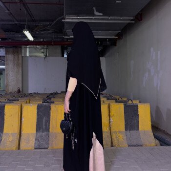 ألف تسعه