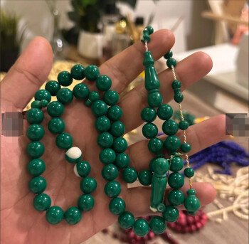 عبق العود