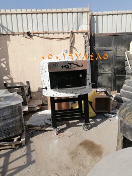 افران بيتزا ايطالية