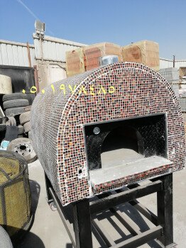 افران بيتزا ايطالية