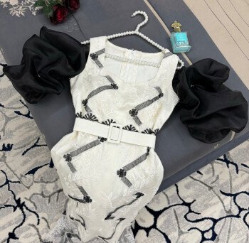 تغيرالموقع lilafboutique.com