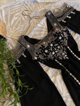 تغيرالموقع lilafboutique.com