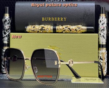 Royal Palace Optics