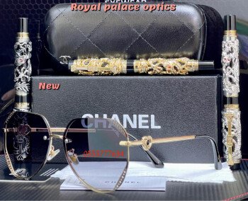 Royal Palace Optics