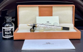 Royal Palace Optics
