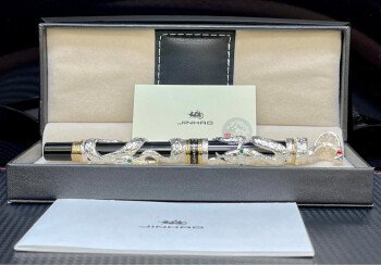 Royal Palace Optics