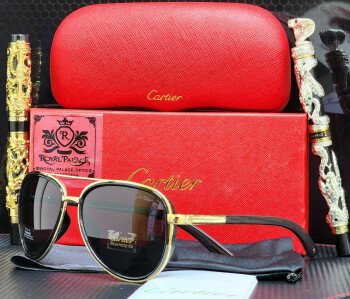 Royal Palace Optics